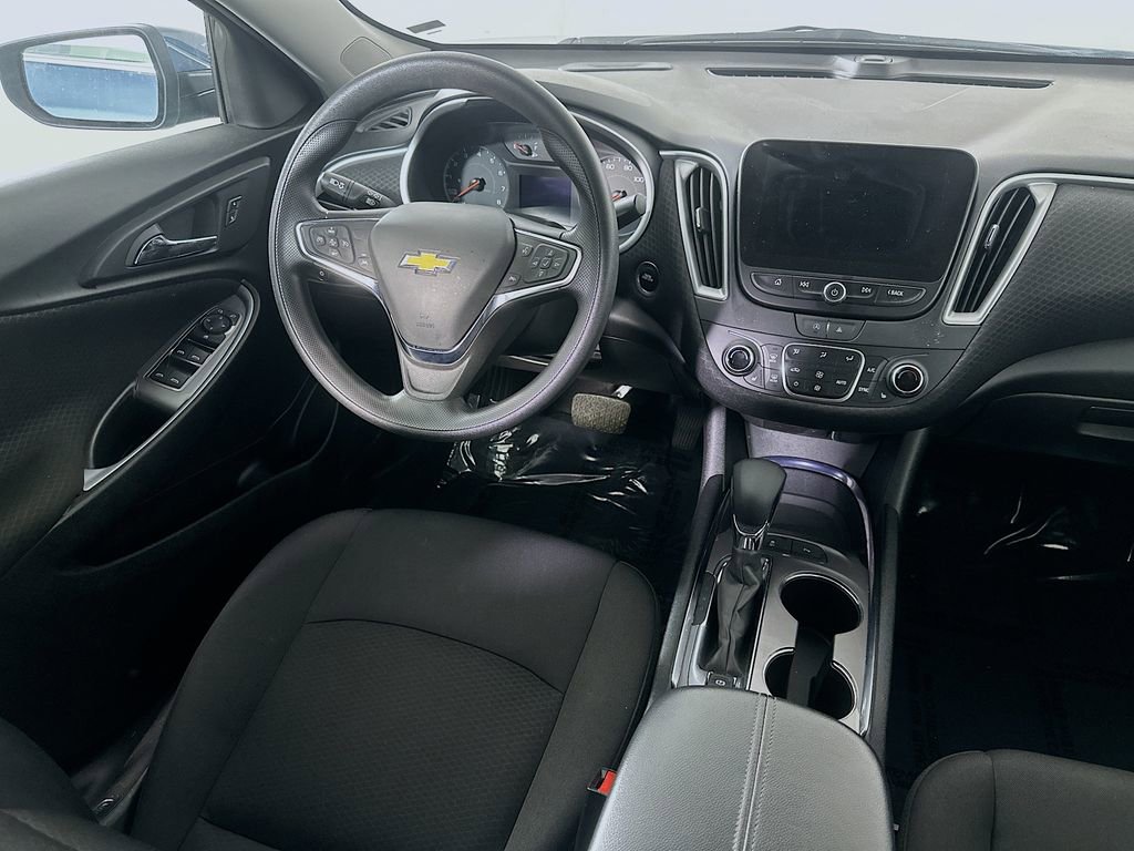 Used 2024 Chevrolet Malibu LT image 17