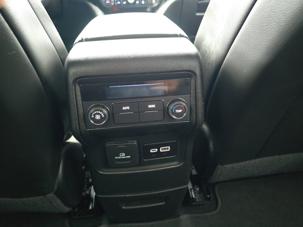 Used 2023 GMC Acadia SLT image 20