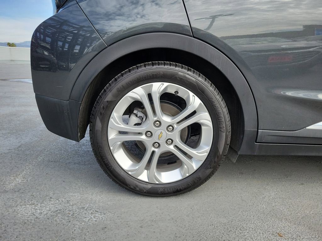 Used 2019 Chevrolet Bolt LT image 5