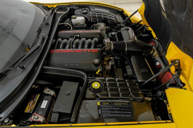 Used 2004 Chevrolet Corvette Convertible w/ Preferred Equipment Group image 45