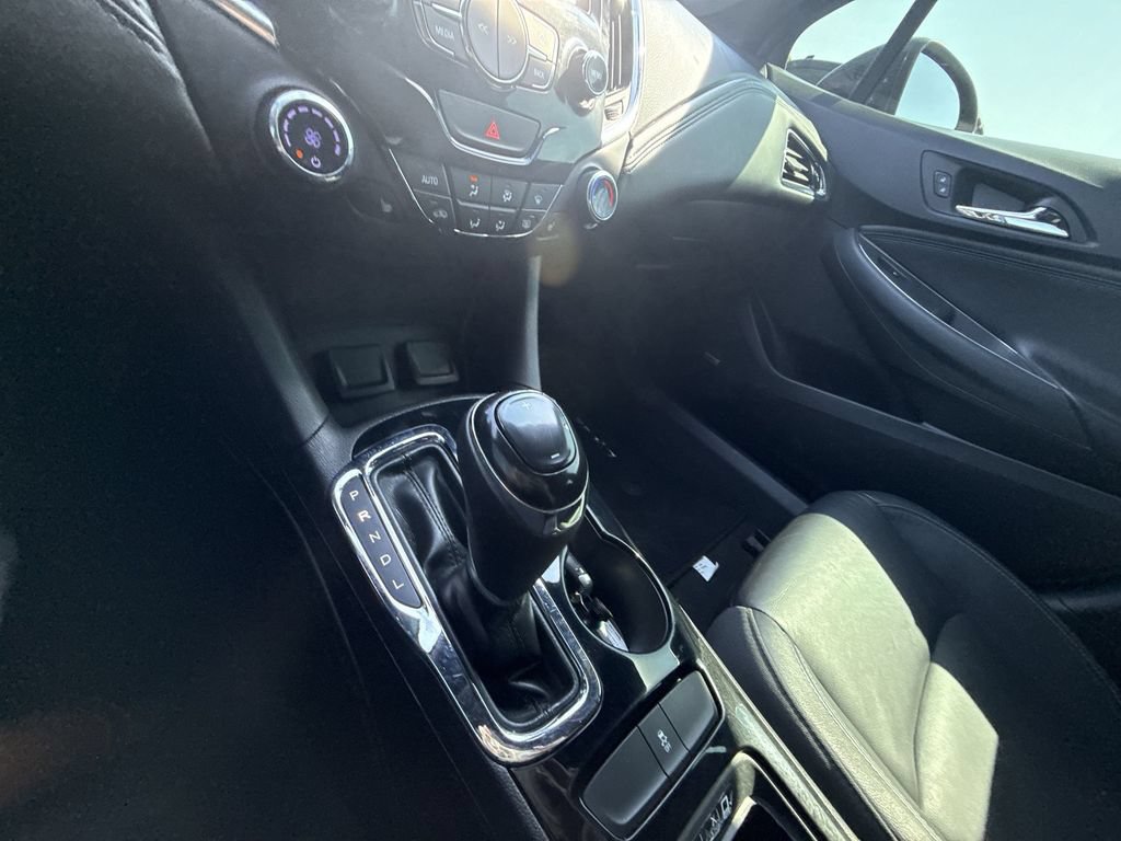 Certified 2017 Chevrolet Cruze Premier FWD image 22