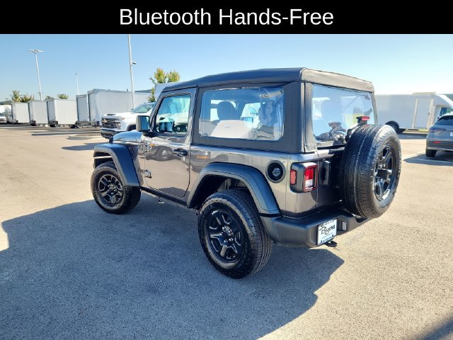 Used 2025 Jeep Wrangler Sport AWD/4WD image 5