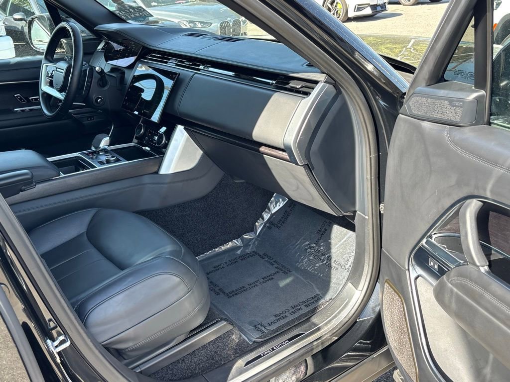 Used 2023 Land Rover Range Rover First Edition image 28