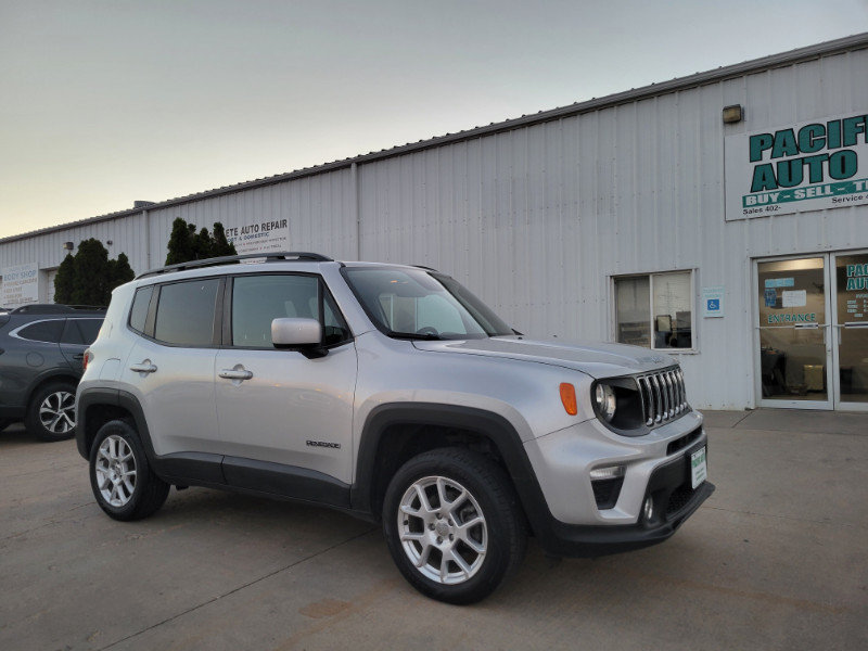 Used 2019 Jeep Renegade Latitude w/ Cold Weather Group