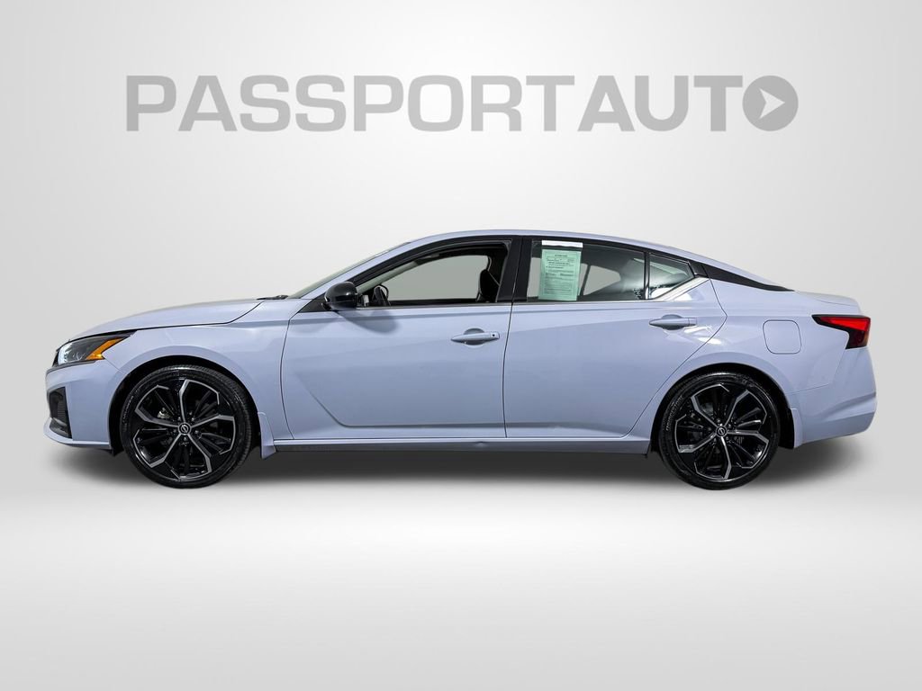 Certified 2024 Nissan Altima 2.5 SR image 11