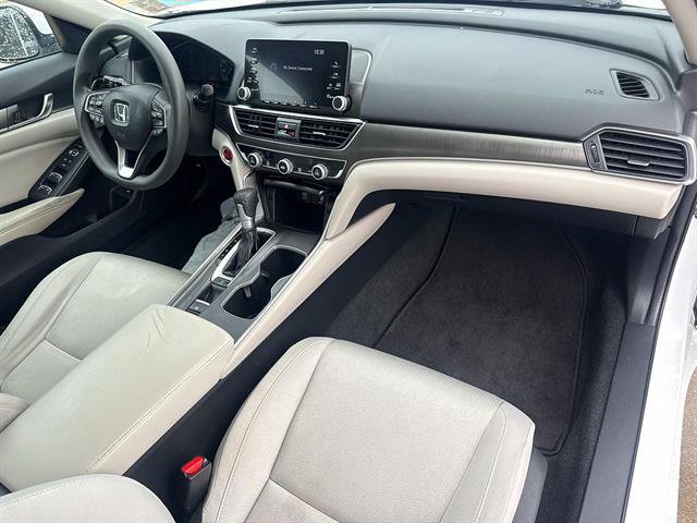 Used 2018 Honda Accord LX image 11