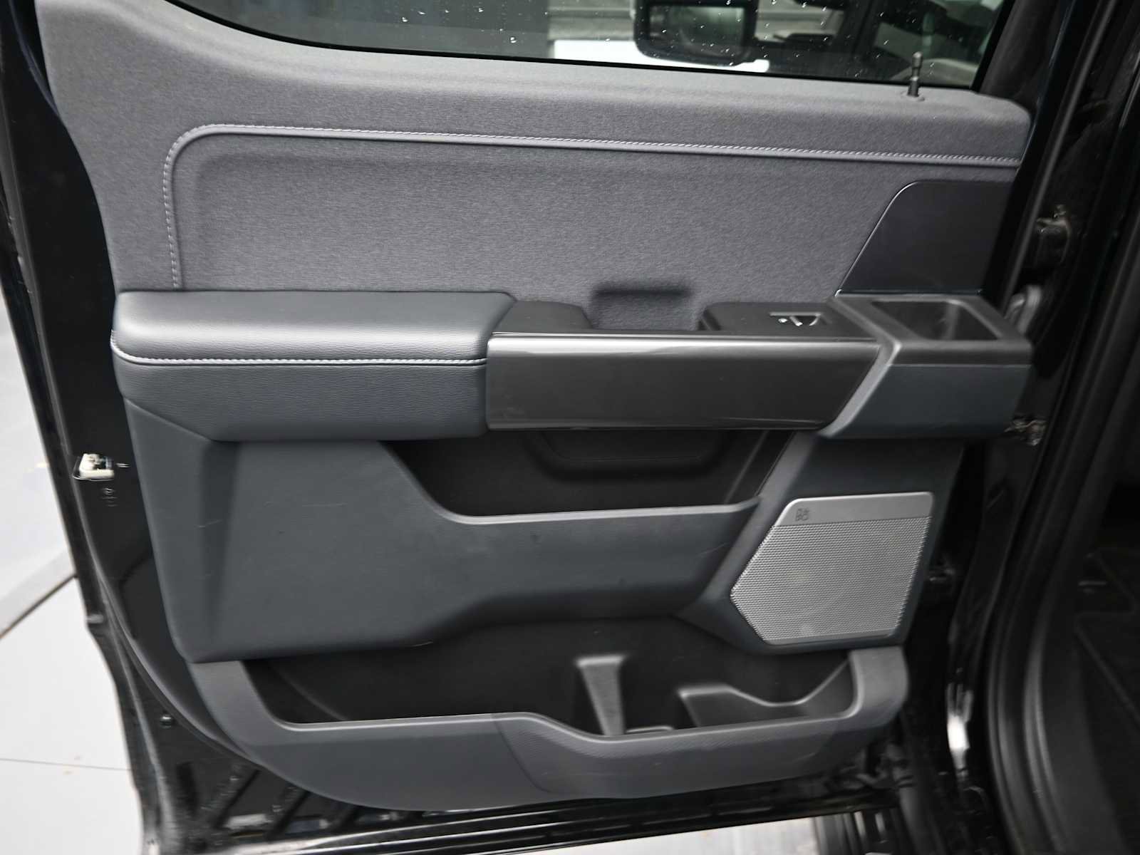 Used 2023 Ford F150 Lariat w/ Equipment Group 502A High image 16