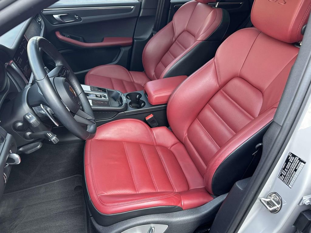 Used 2023 Porsche Macan GTS AWD/4WD image 11