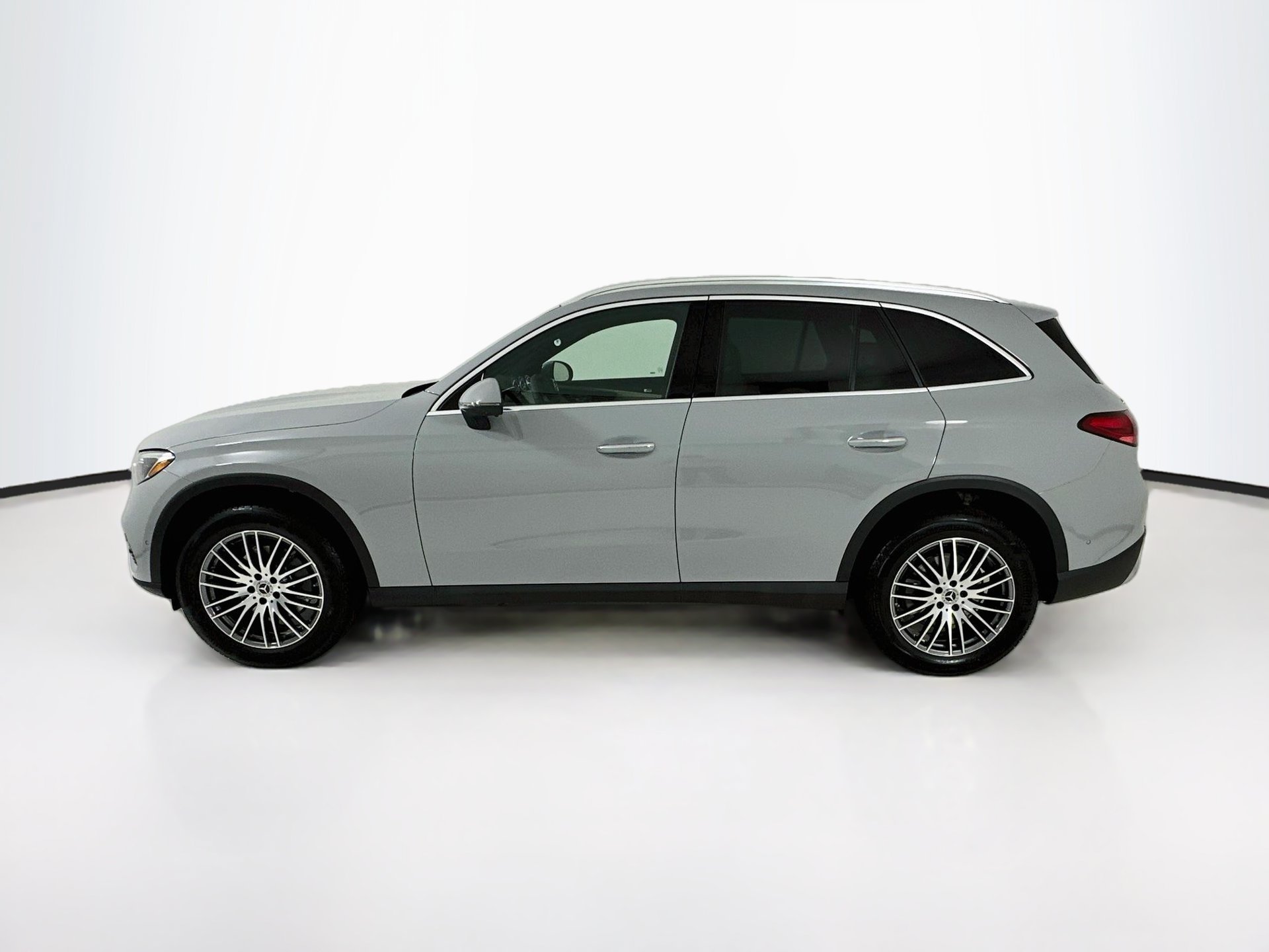 New 2027 Mercedes-Benz GLC 300 4MATIC image 5
