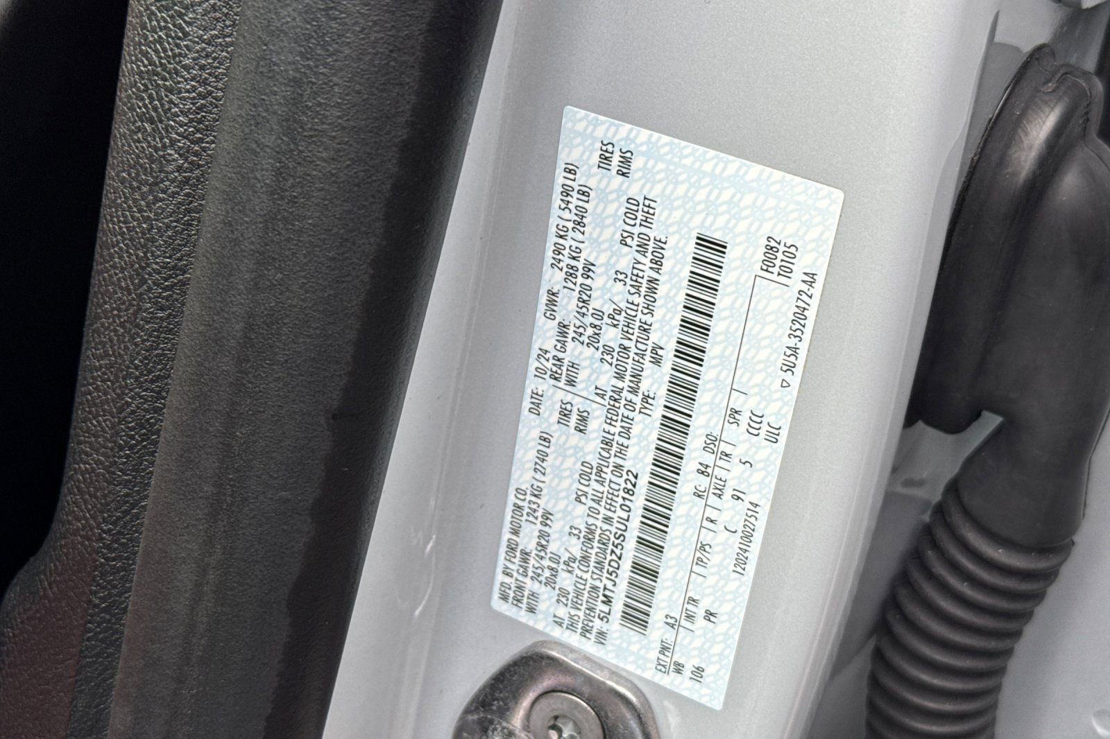 Certified 2025 Lincoln Corsair Grand Touring w/ Equipment Group 302A image 29