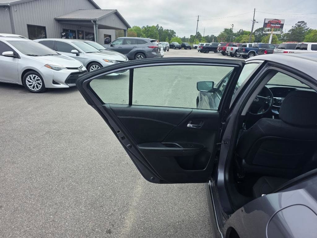 Used 2013 Honda Accord Sport image 8