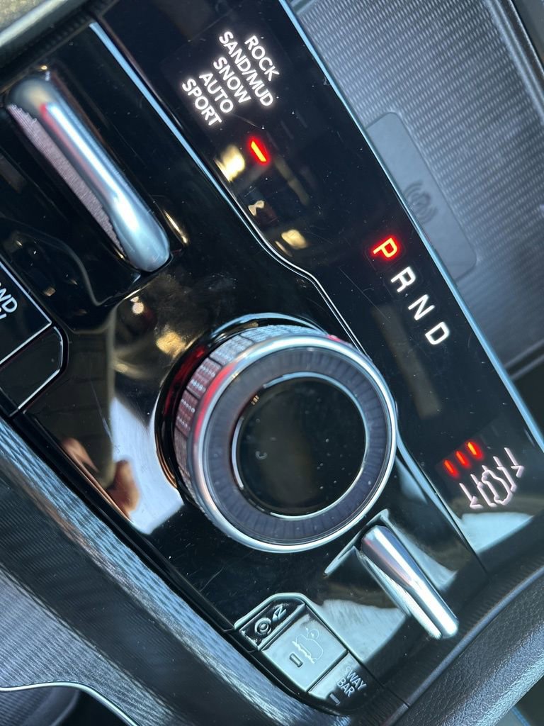 Used 2024 Jeep Grand Cherokee Trailhawk w/ Luxury Tech Group III image 31