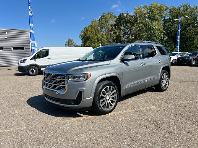 Used 2023 GMC Acadia Denali w/ Denali Ultimate Package AWD/4WD image 18