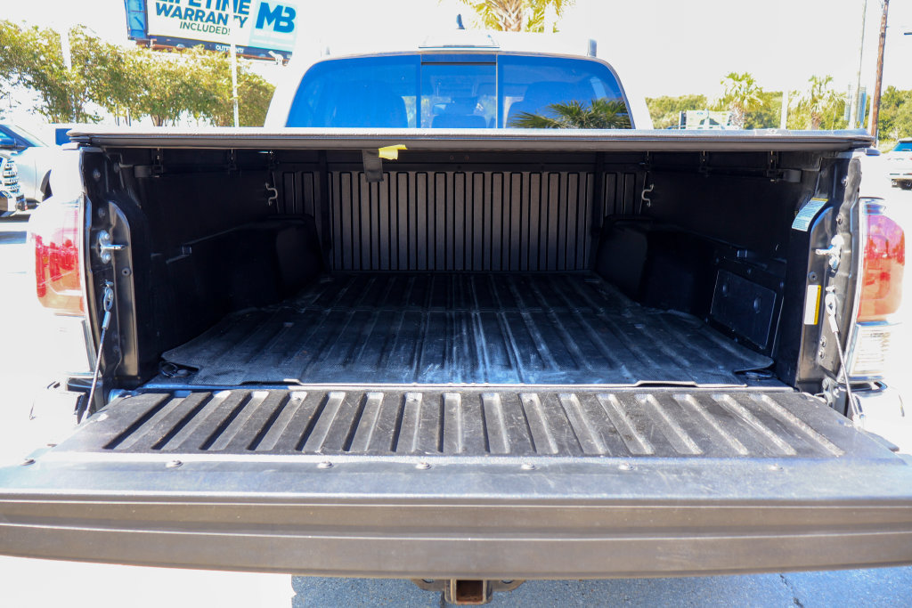 Used 2023 Toyota Tacoma SR5 RWD image 27