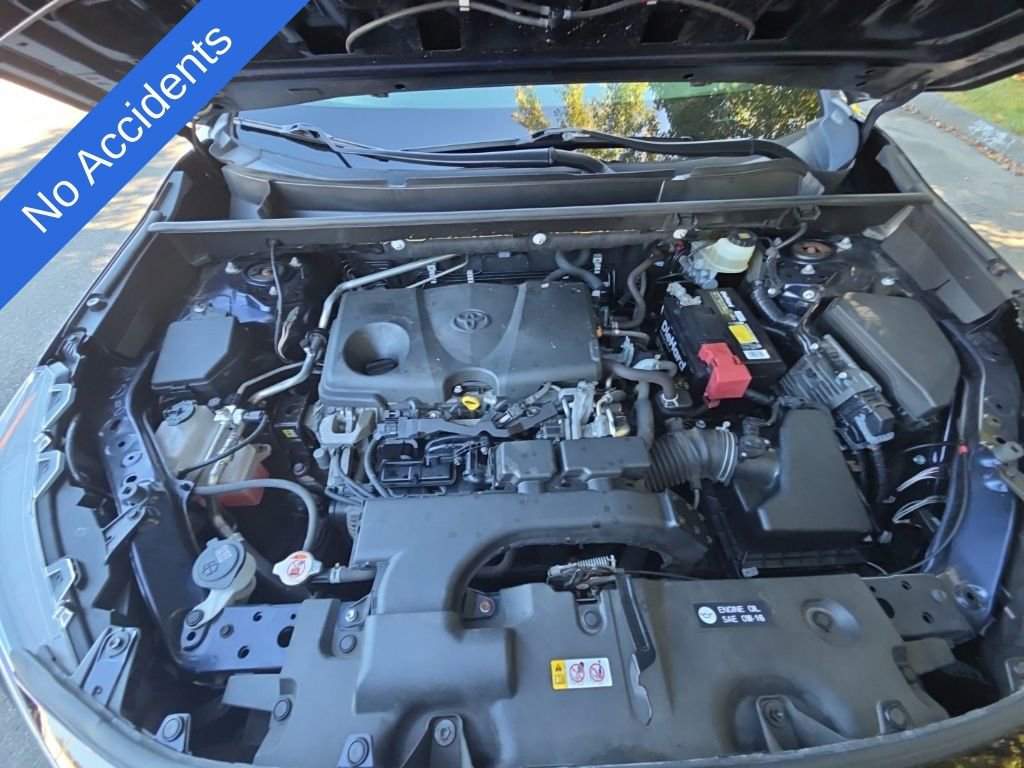 Used 2019 Toyota RAV4 XLE Premium image 4