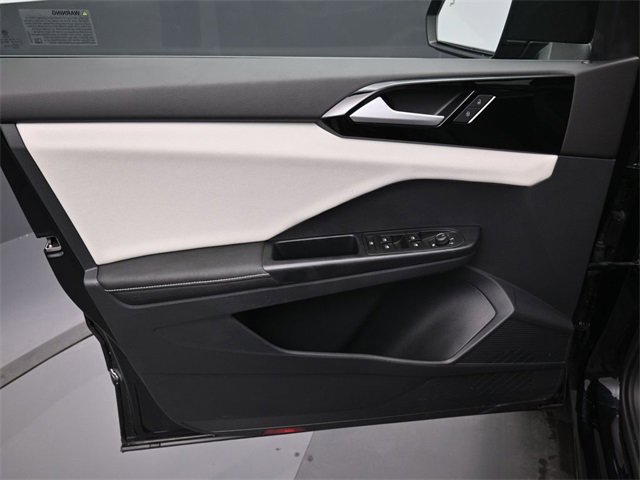 Certified 2025 Volkswagen Taos S image 10