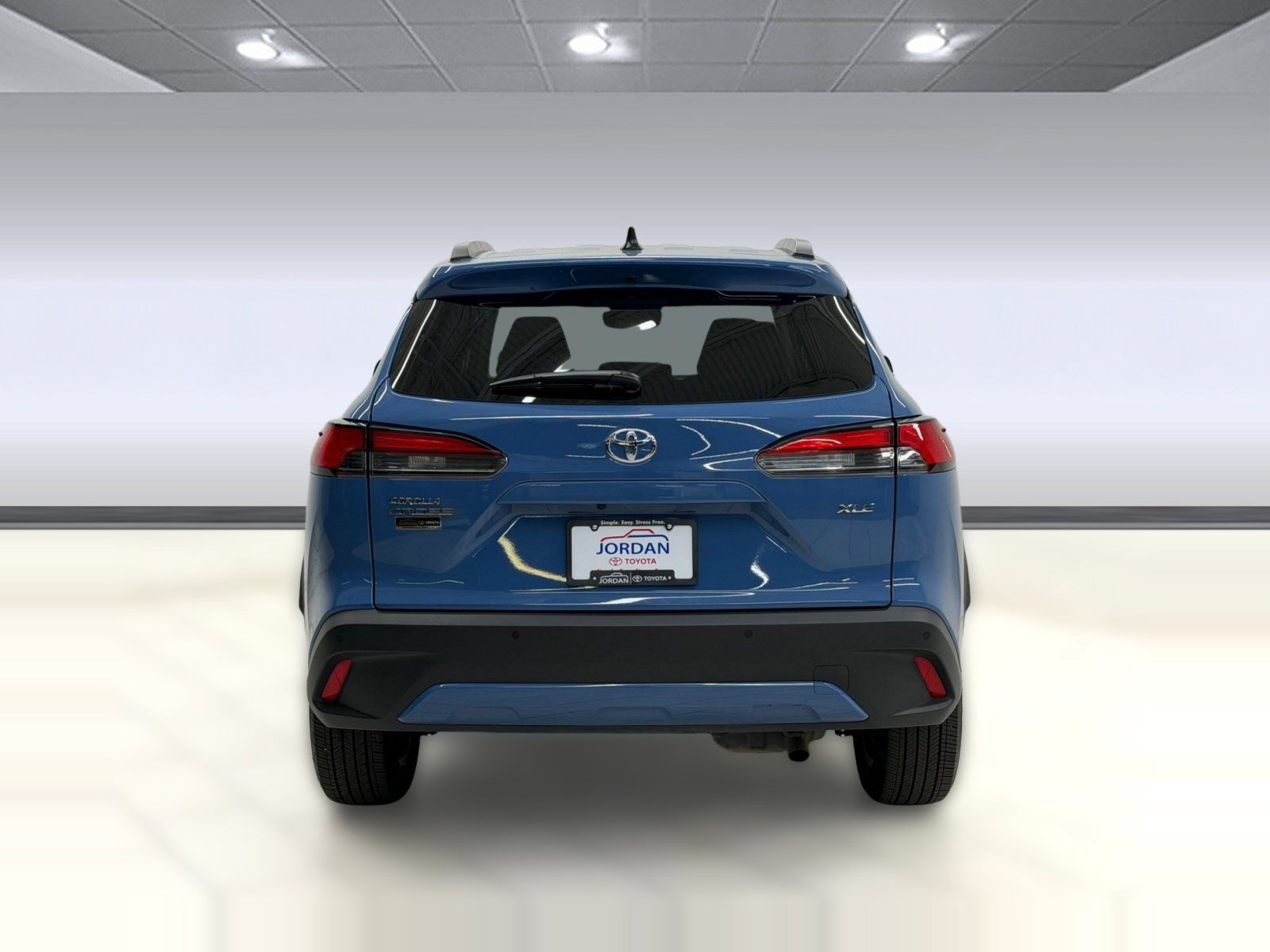 Used 2026 Toyota Corolla Cross XLE FWD image 8