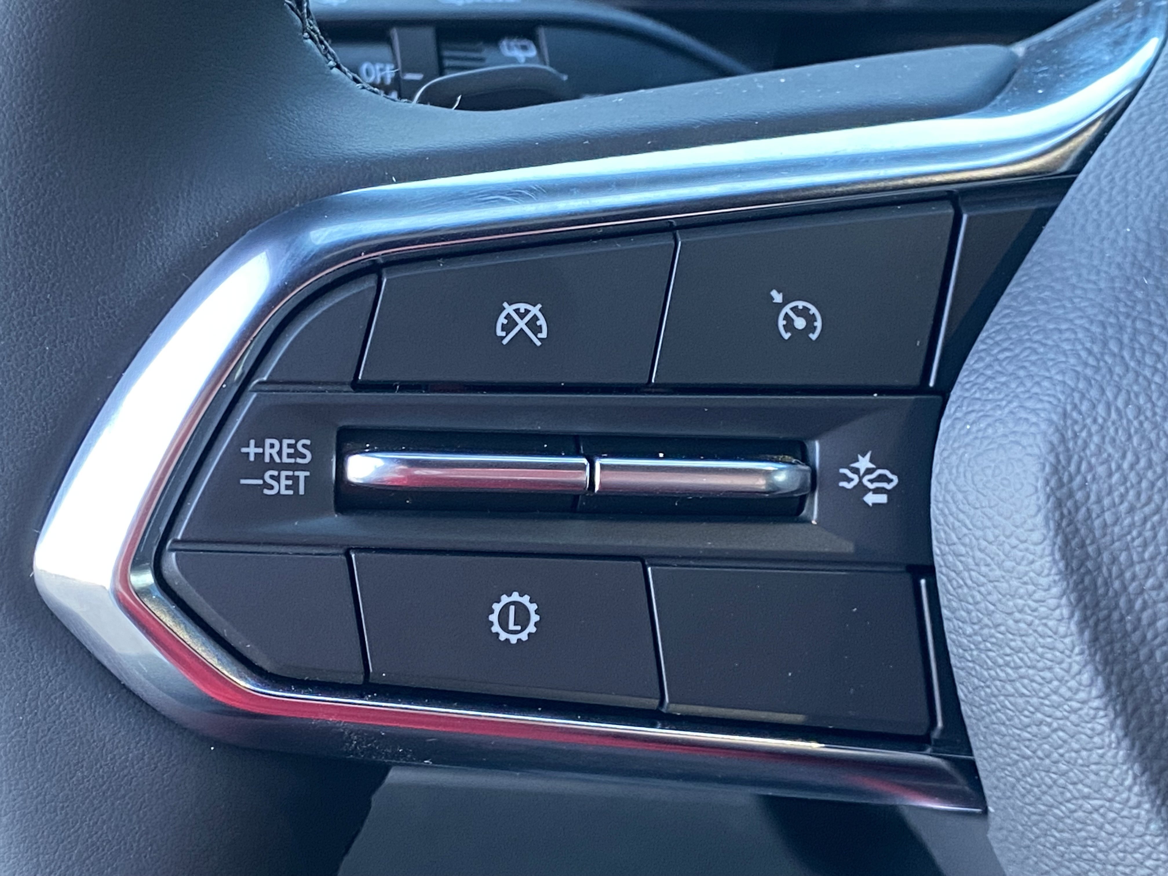 New 2026 Chevrolet Equinox LT w/ Convenience Package II image 6