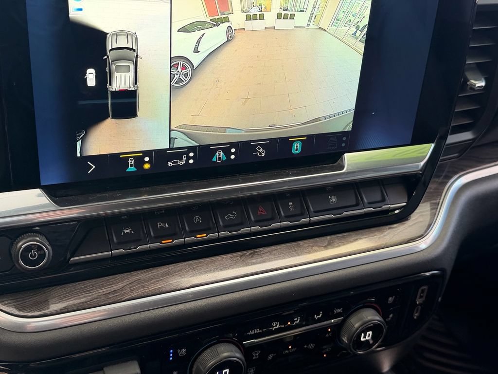 Used 2022 Chevrolet Silverado 1500 LTZ w/ LTZ Premium Package AWD/4WD image 19