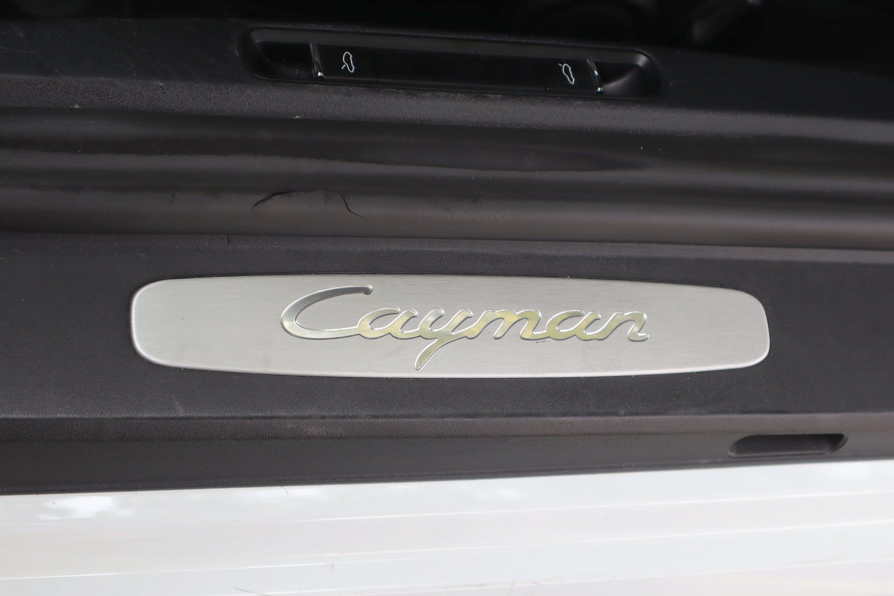 Used 2018 Porsche 718 Cayman RWD image 28