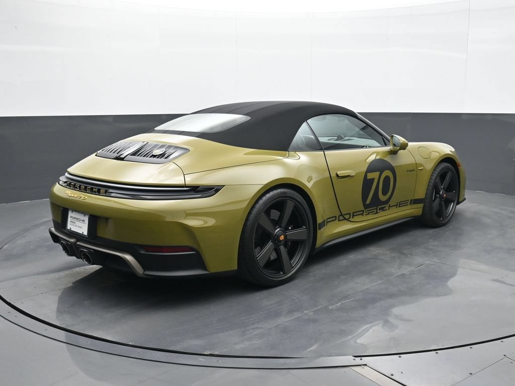 Certified 2026 Porsche 911 Carrera GTS RWD image 19
