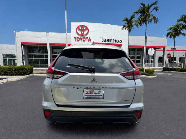 Used 2024 Mitsubishi Eclipse Cross LE AWD/4WD image 4