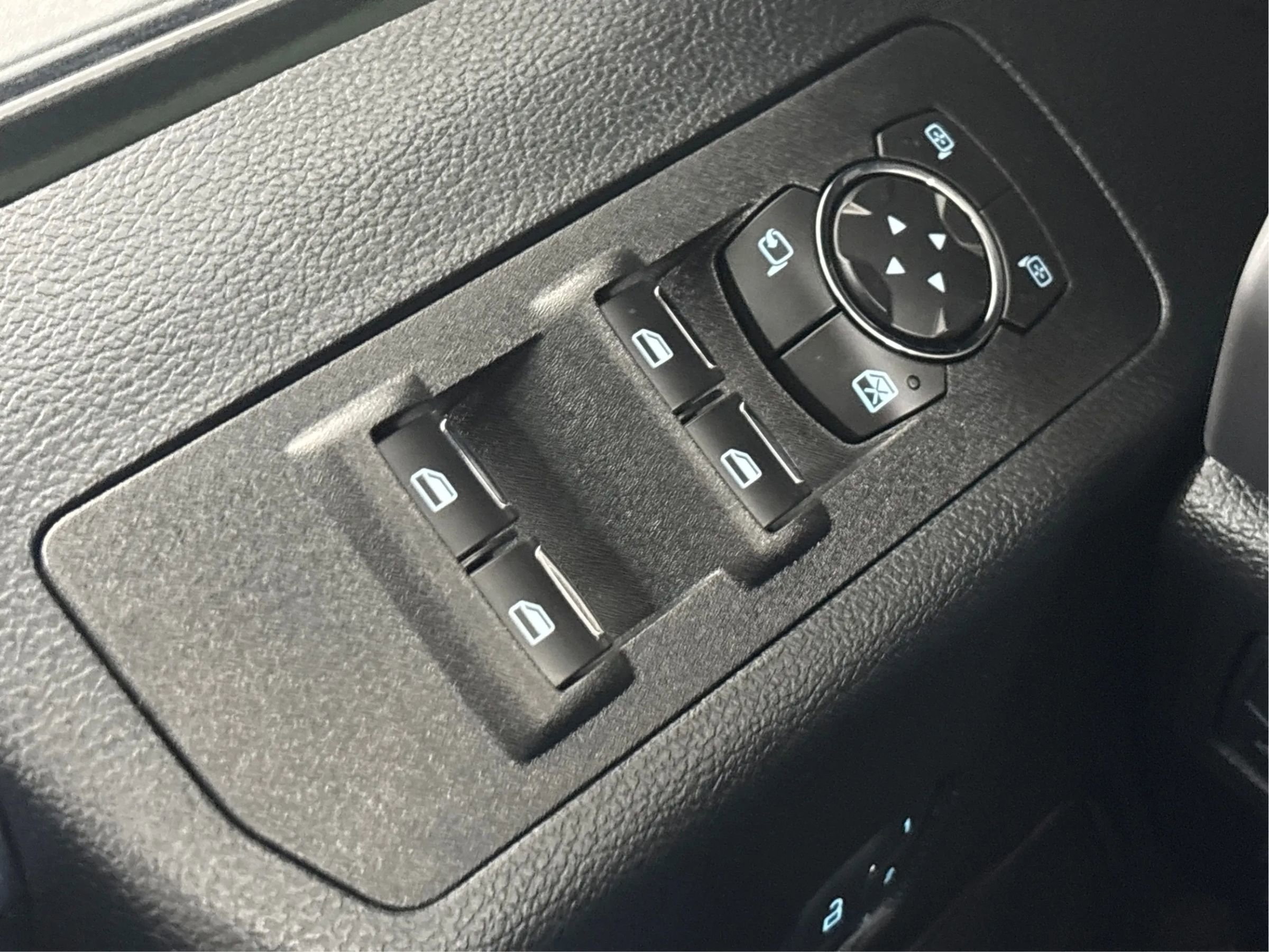 Used 2020 Ford F150 Platinum w/ Equipment Group 701A Luxury AWD/4WD image 43