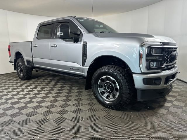Used 2024 Ford F350 Lariat w/ Lariat Ultimate Package image 2