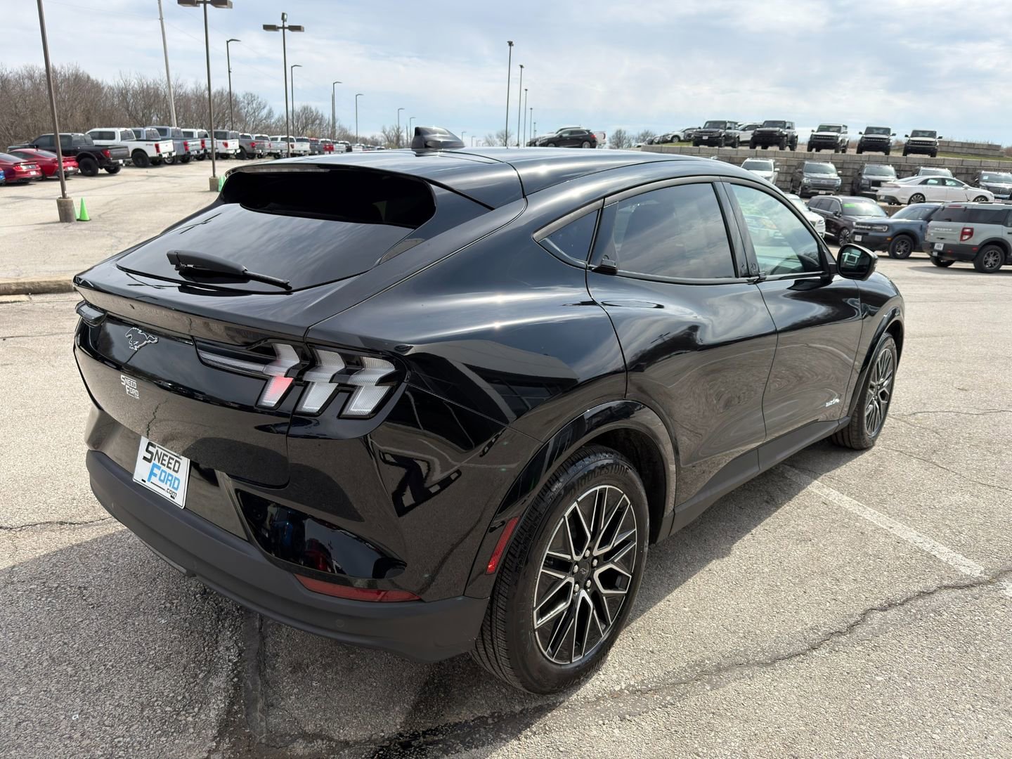 New 2026 Ford Mustang Mach-E Premium image 7