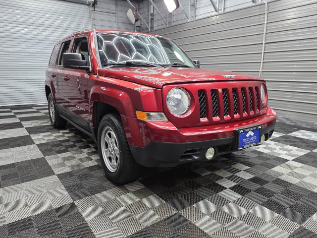 Used 2015 Jeep Patriot Sport w/ Power Value Group FWD image 5