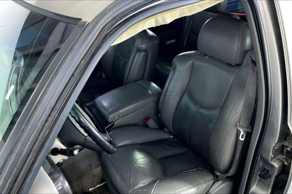 Used 2003 GMC Yukon XL Denali image 28