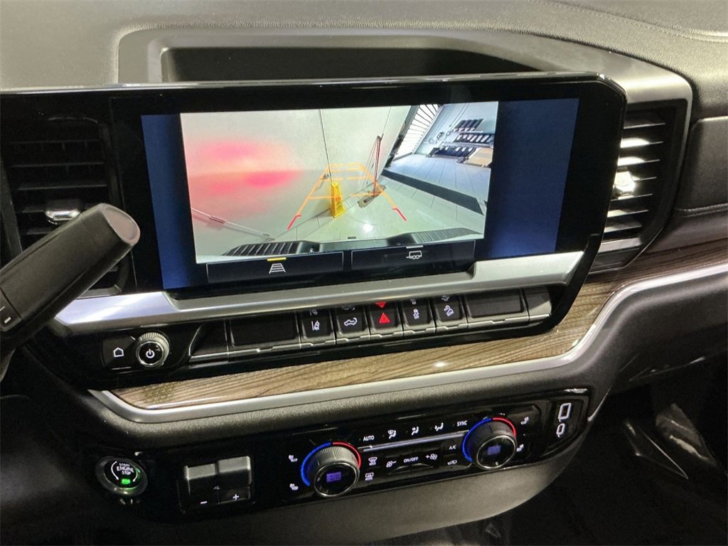 Used 2024 Chevrolet Silverado 2500 LT image 27