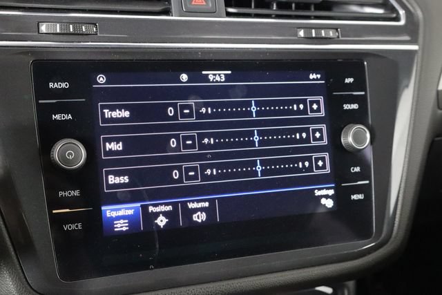 Used 2023 Volkswagen Tiguan SE FWD image 31