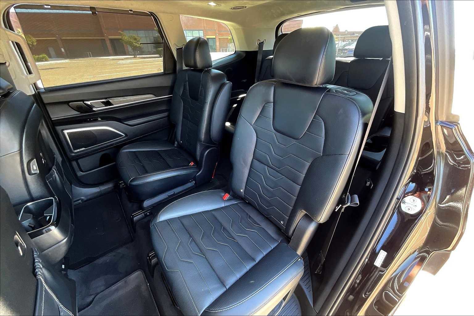 Certified 2022 Kia Telluride SX w/ SX Prestige Package image 29