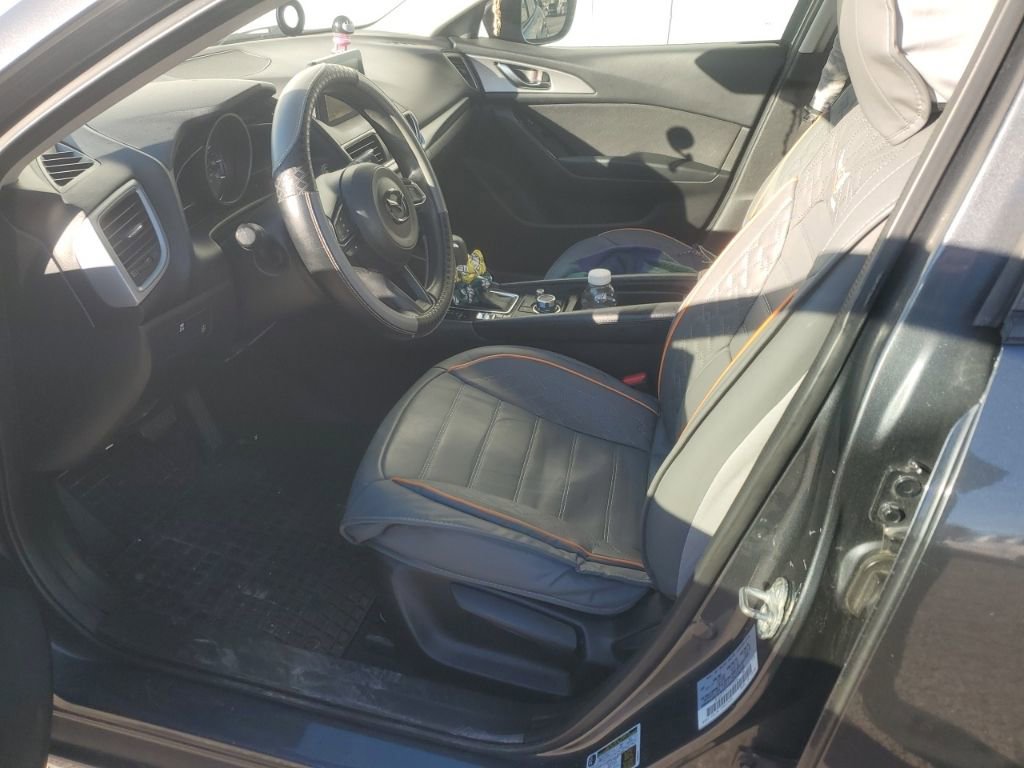 Used 2018 MAZDA MAZDA3 Sport image 9