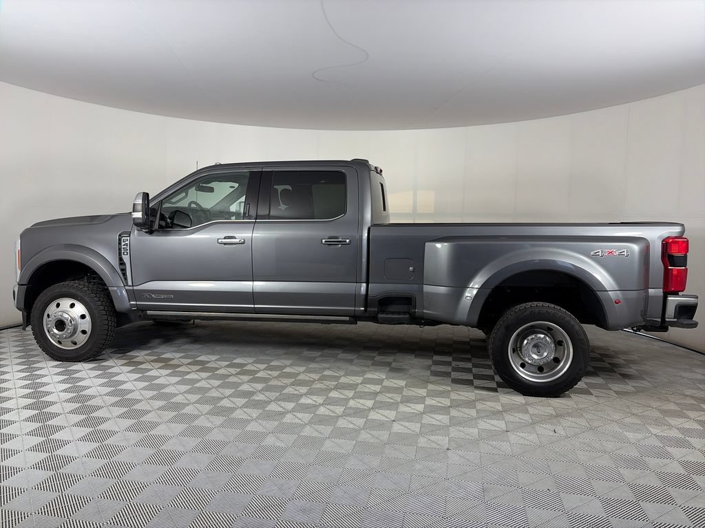 Certified 2023 Ford F450 Lariat w/ Lariat Ultimate Package AWD/4WD image 4