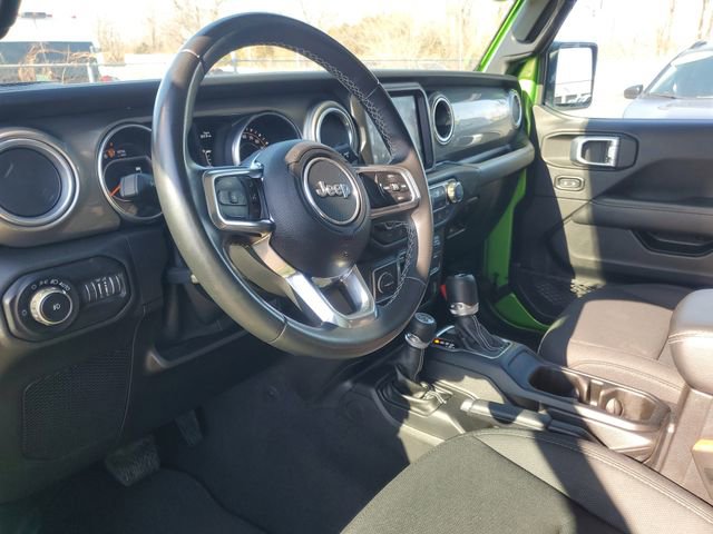 Used 2018 Jeep Wrangler Unlimited Sahara w/ Dual Top Group image 15