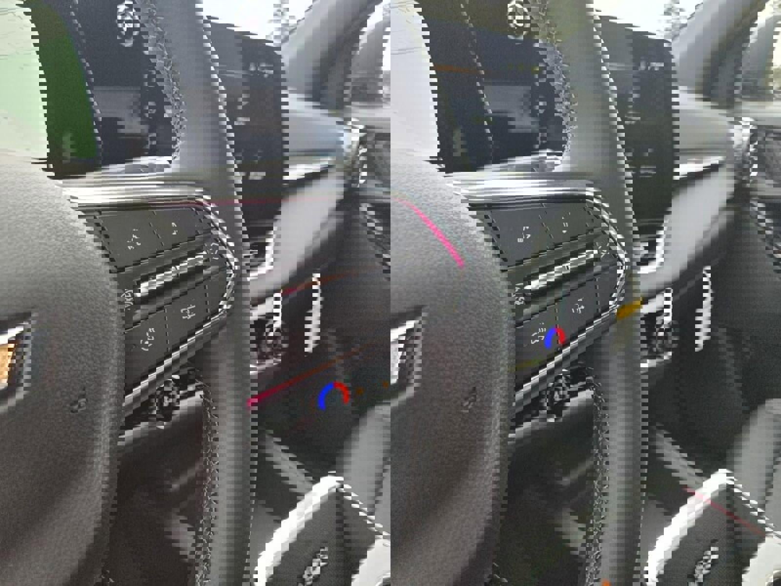 New 2026 Chevrolet Equinox LT image 12