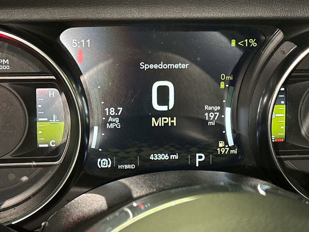 Used 2022 Jeep Wrangler Unlimited Sahara w/ Cold Weather Group image 27