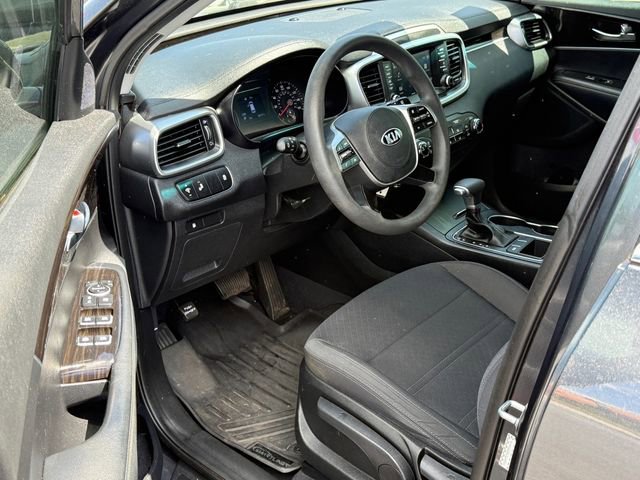 Used 2020 Kia Sorento LX FWD image 8