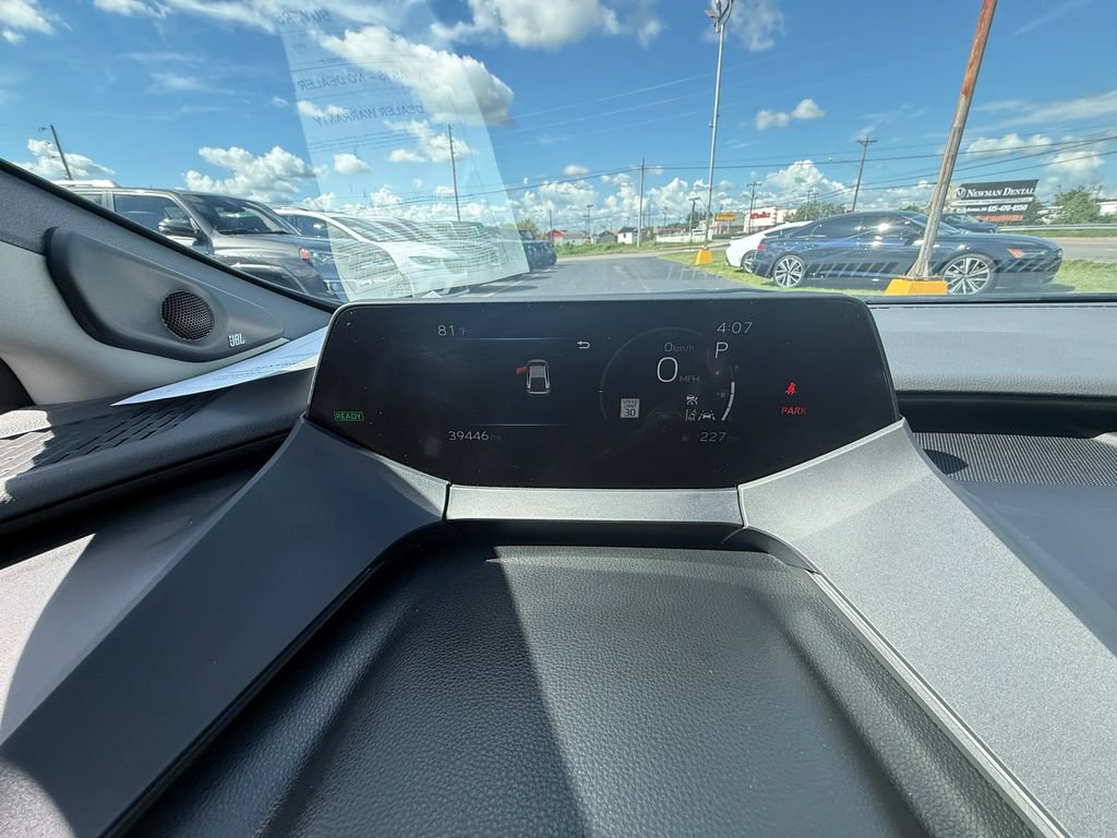 Used 2024 Toyota Prius Limited w/ Limited Premium Package AWD/4WD image 17