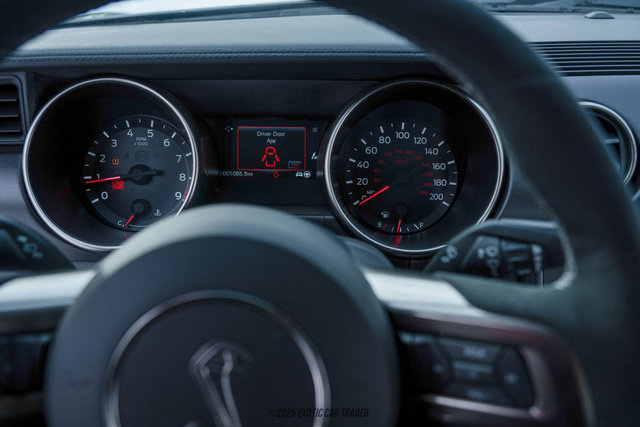 Used 2015 Ford Mustang Shelby GT350 image 23