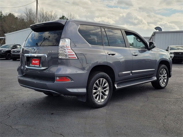 Used 2016 Lexus GX 460 Luxury w/ Preferred Accessory Package image 5