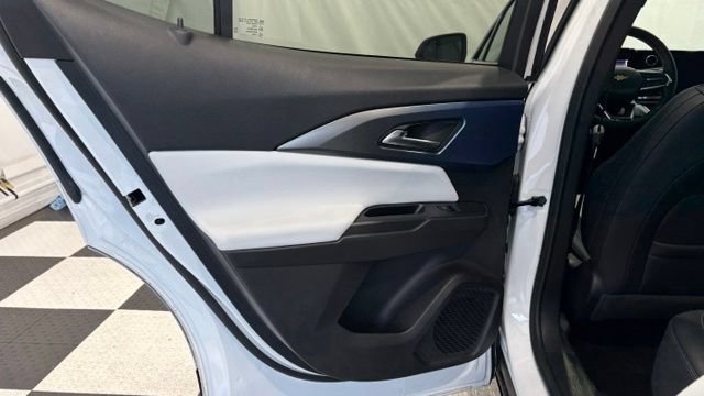 New 2025 Chevrolet Equinox EV LT FWD image 20