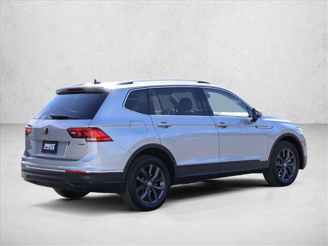 Used 2023 Volkswagen Tiguan SE AWD/4WD image 5