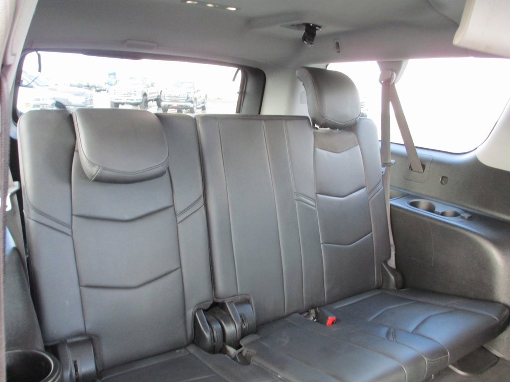 Used 2019 Cadillac Escalade ESV Premium Luxury image 27