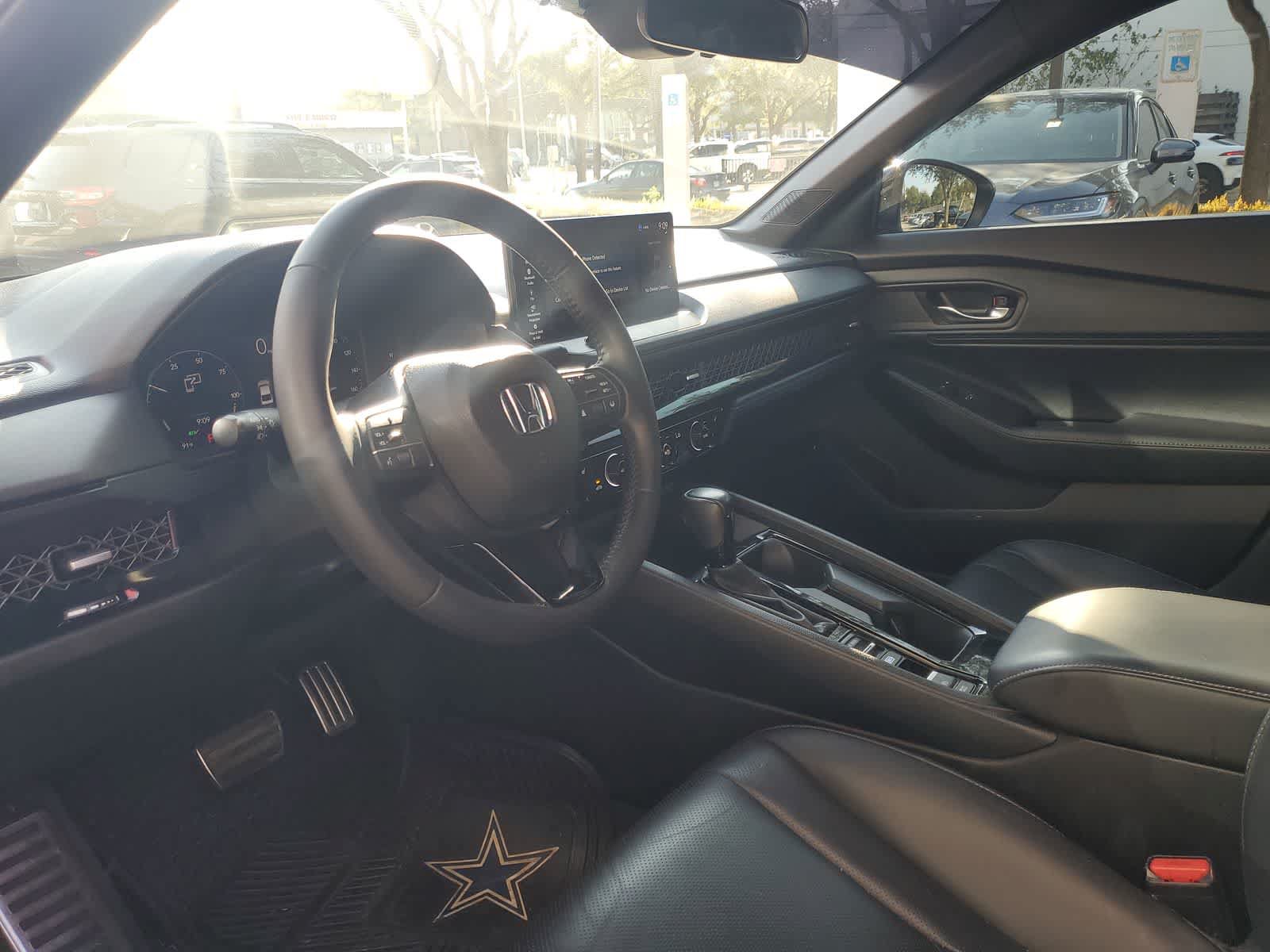 Used 2023 Honda Accord Sport image 2