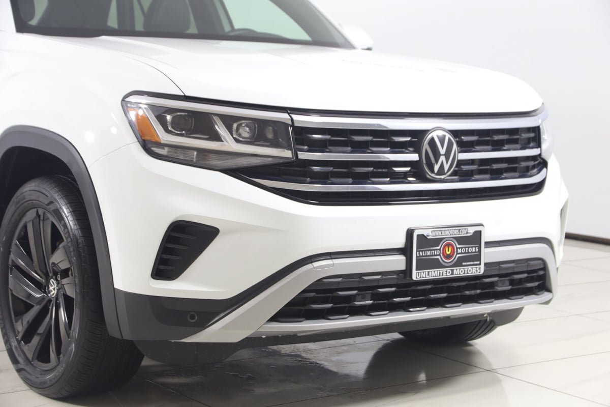 Used 2023 Volkswagen Atlas Cross Sport SE w/ Black Wheel Package AWD/4WD image 31