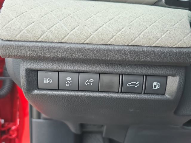 Used 2026 Toyota Camry XLE image 25