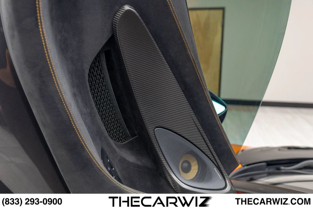 Used 2019 McLaren 600LT RWD image 53